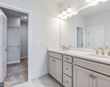 4484 Lateleaf Trail - Photo Thumbnail 23