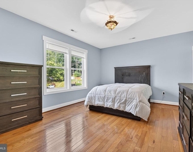 3925 Ashwood Place - Photo Thumbnail 43