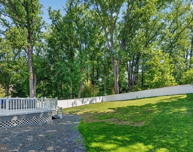 3925 Ashwood Place - Photo Thumbnail 54