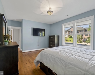 3925 Ashwood Place - Photo Thumbnail 42