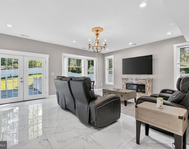 3925 Ashwood Place - Photo Thumbnail 22