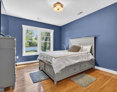 3925 Ashwood Place - Photo Thumbnail 38