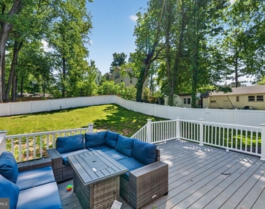 3925 Ashwood Place - Photo Thumbnail 55