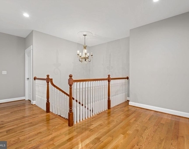 3925 Ashwood Place - Photo Thumbnail 24