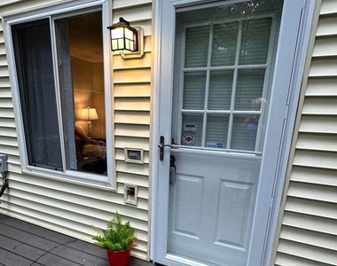 8301 Wind Fall Road - Photo Thumbnail 12