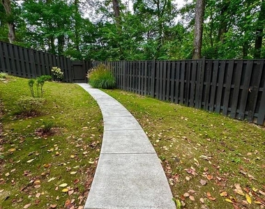 8301 Wind Fall Road - Photo Thumbnail 18