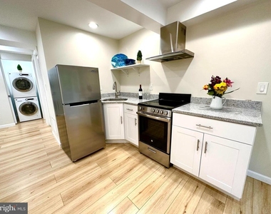 8301 Wind Fall Road - Photo Thumbnail 5