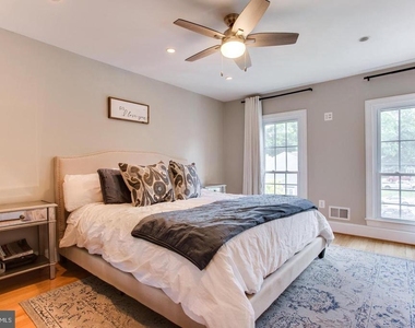 5407 Helm Court - Photo Thumbnail 18