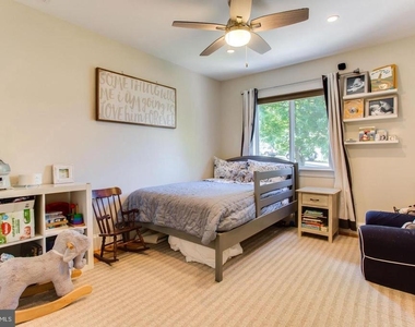 5407 Helm Court - Photo Thumbnail 23