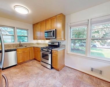 6415 Potomac Avenue - Photo Thumbnail 15