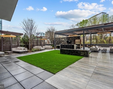 7887 Jones Branch Drive - Photo Thumbnail 24
