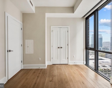 7887 Jones Branch Drive - Photo Thumbnail 15