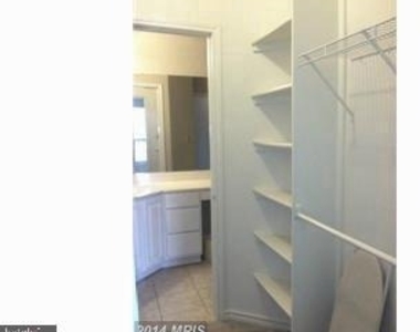 12165 Penderview Terrace - Photo Thumbnail 6