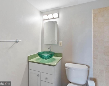 3245 Rio Drive - Photo Thumbnail 7