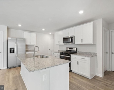 5208 Crooked Lane - Photo Thumbnail 4
