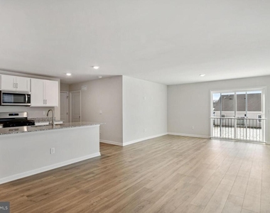 5208 Crooked Lane - Photo Thumbnail 1