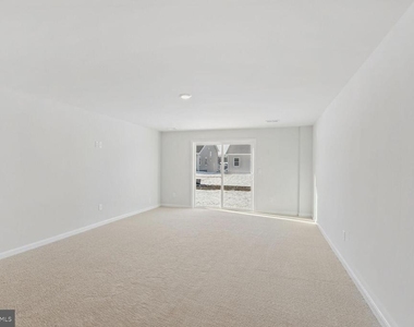 5208 Crooked Lane - Photo Thumbnail 8