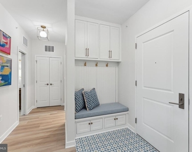 10755 Fairgrounds Drive - Photo Thumbnail 2