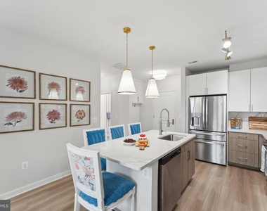 10755 Fairgrounds Drive - Photo Thumbnail 3