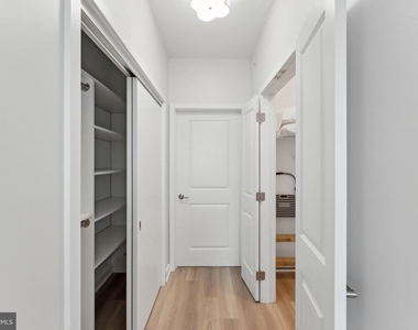 10755 Fairgrounds Drive - Photo Thumbnail 19