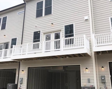 277 Willis St - Photo Thumbnail 22
