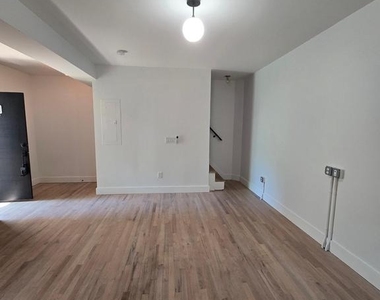 1401 Charles Street - Photo Thumbnail 6