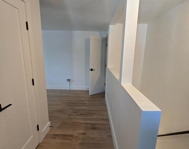 1401 Charles Street - Photo Thumbnail 11