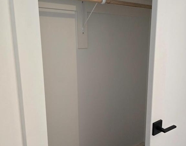 1401 Charles Street - Photo Thumbnail 12