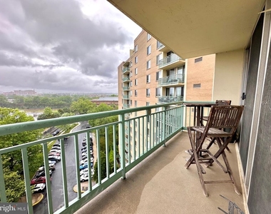 501 Slaters Lane - Photo Thumbnail 41