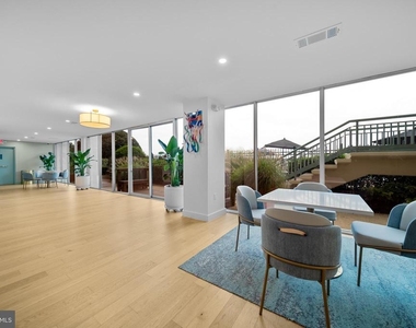 501 Slaters Lane - Photo Thumbnail 29