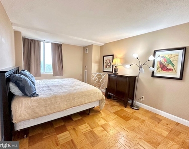 501 Slaters Lane - Photo Thumbnail 48