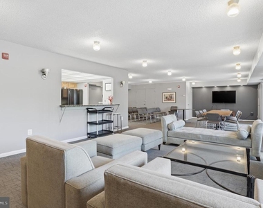 200 N Pickett Street - Photo Thumbnail 31