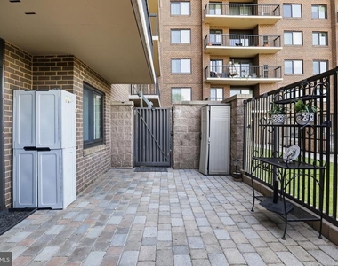 200 N Pickett Street - Photo Thumbnail 47