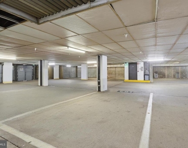 200 N Pickett Street - Photo Thumbnail 23