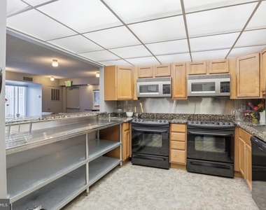 200 N Pickett Street - Photo Thumbnail 36