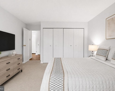 200 N Pickett Street - Photo Thumbnail 5