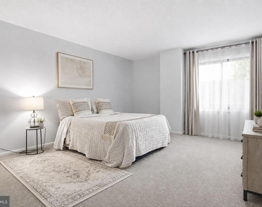 200 N Pickett Street - Photo Thumbnail 2