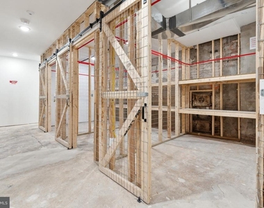 901 King Street - Photo Thumbnail 17