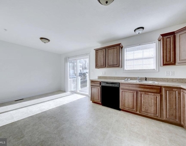 24 Mustang Dr - Photo Thumbnail 6