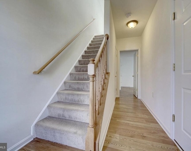 24 Mustang Dr - Photo Thumbnail 1