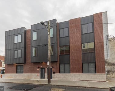 316 S 52nd Street - Photo Thumbnail 9