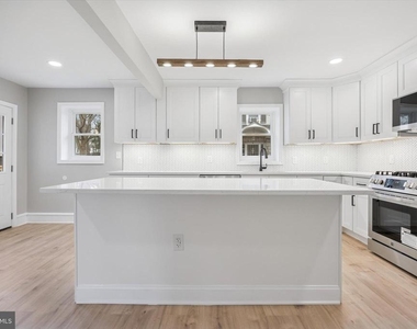 4359 Mitchell Street - Photo Thumbnail 3