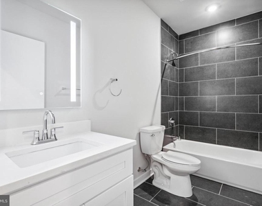 1330 S Patton Street - Photo Thumbnail 5