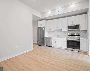 1330 S Patton Street - Photo Thumbnail 21
