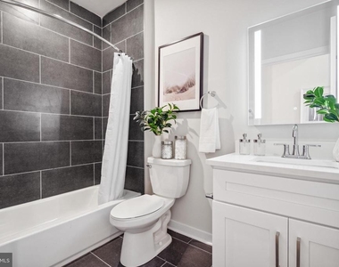 1330 S Patton Street - Photo Thumbnail 15