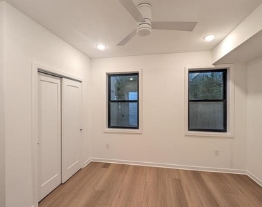 3639 Earp Street - Photo Thumbnail 6