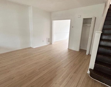 2524 Bonaffon Street - Photo Thumbnail 4