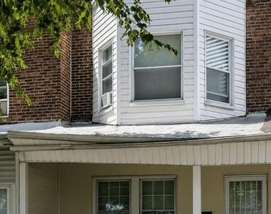2524 Bonaffon Street - Photo Thumbnail 12