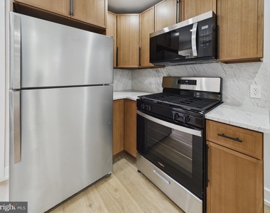 2229 Oakford Street - Photo Thumbnail 4