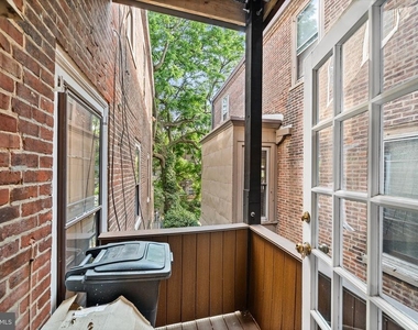2308-10 Spruce Street - Photo Thumbnail 18
